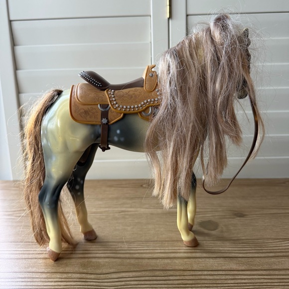 Bratz Wild West Horse MGA Entertainment Doll Pet Accessory Toy With Saddle - Picture 3 of 14